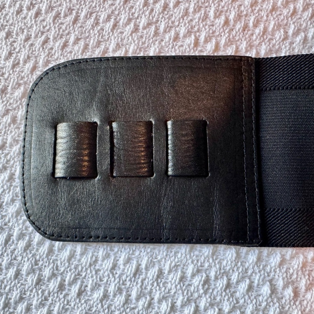 Designer Belt - Picture 3 of 9